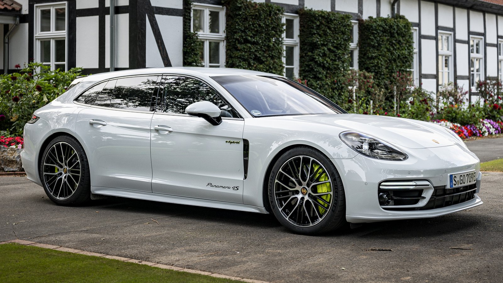 Porsche Panamera Sport Turismo 4.0T GTS 480hp